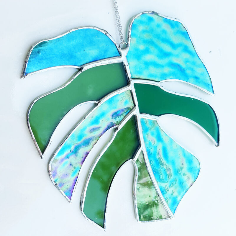 Sarah Evans Glass Art Stained Glass Monstera Leaf #sarahevansglassart #stainedglass #stainedglassmonstera #monsteraleaf #giftideas #uniquegifts #mothersday